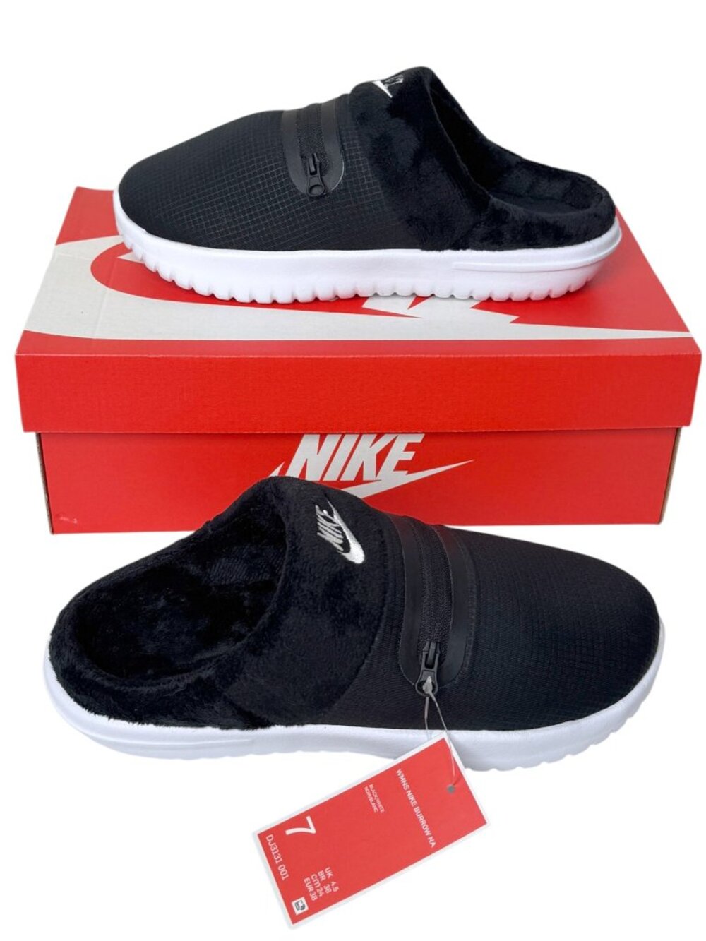 NIKE BURROW BLACK WHITE SLIP ON WOMEN'S INDOOR TO STREETWEAR COZY SLIDES NWB 7